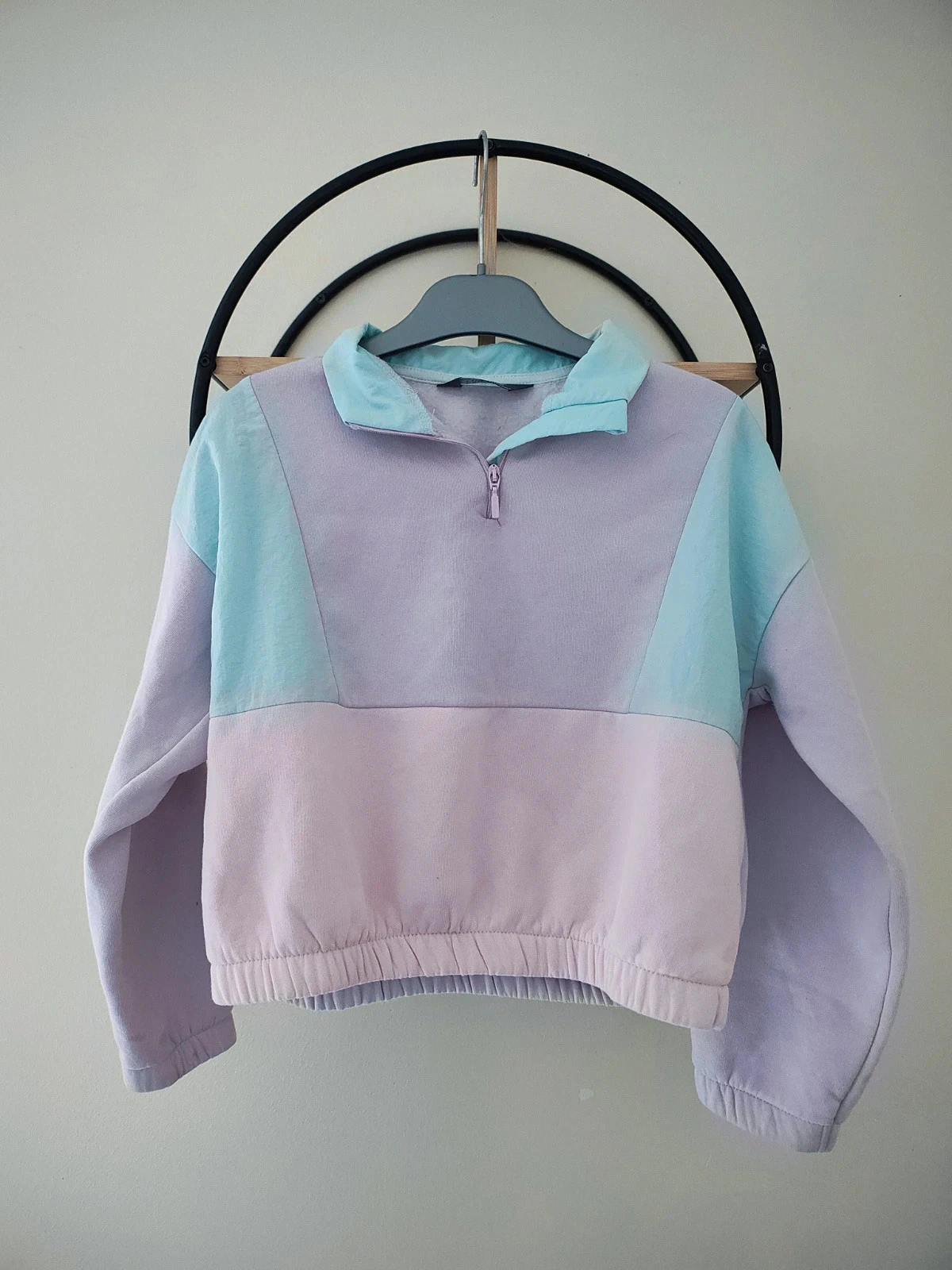8 9 ans Pull sweat étiquette coupée